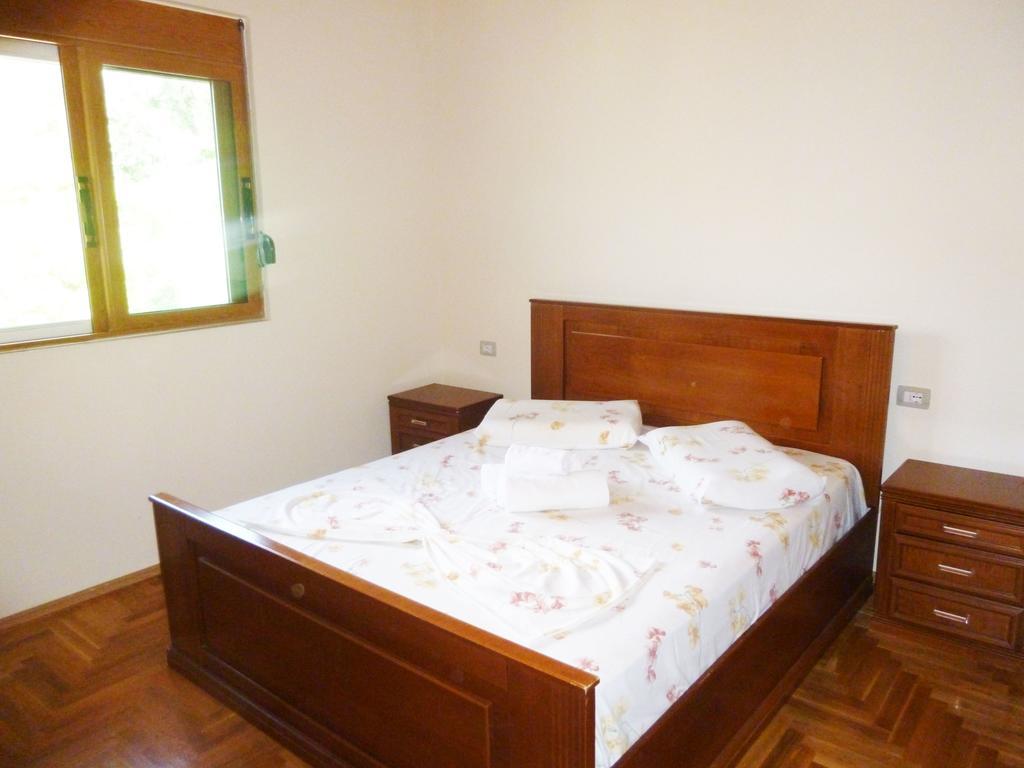 Vila Altini Borsh Buitenkant foto